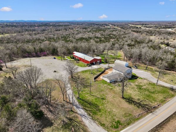 714 Floraton Rd, Murfreesboro, TN 37127