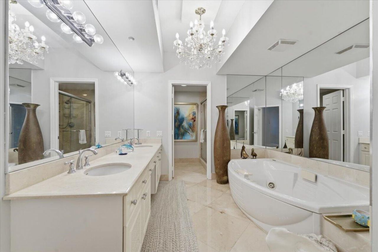 3100 N Ocean Boulevard, Unit 407, Fort Lauderdale, FL 33308 Photo