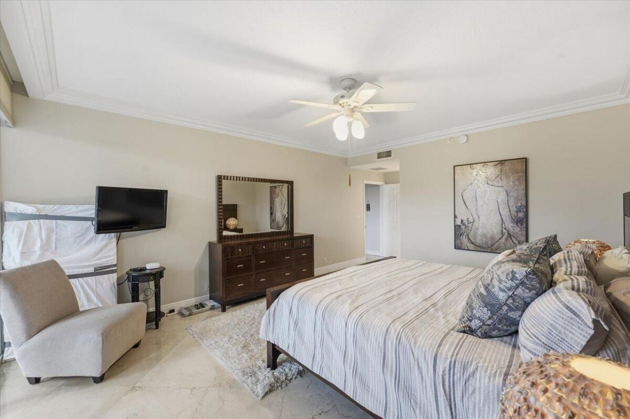 3100 N Ocean Boulevard, Unit 407, Fort Lauderdale, FL 33308 Photo