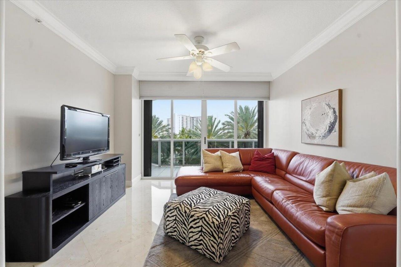 3100 N Ocean Boulevard, Unit 407, Fort Lauderdale, FL 33308 Photo