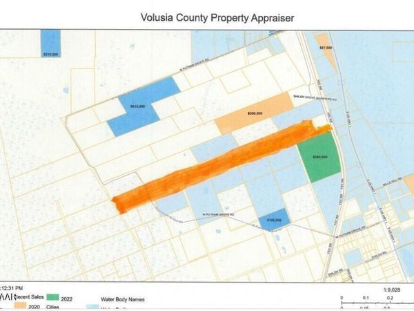430 W Putnam Grove Road, Oak Hill, FL 32759