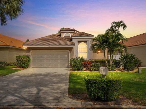 6938 Briarlake Circle, West Palm Beach, FL 33418