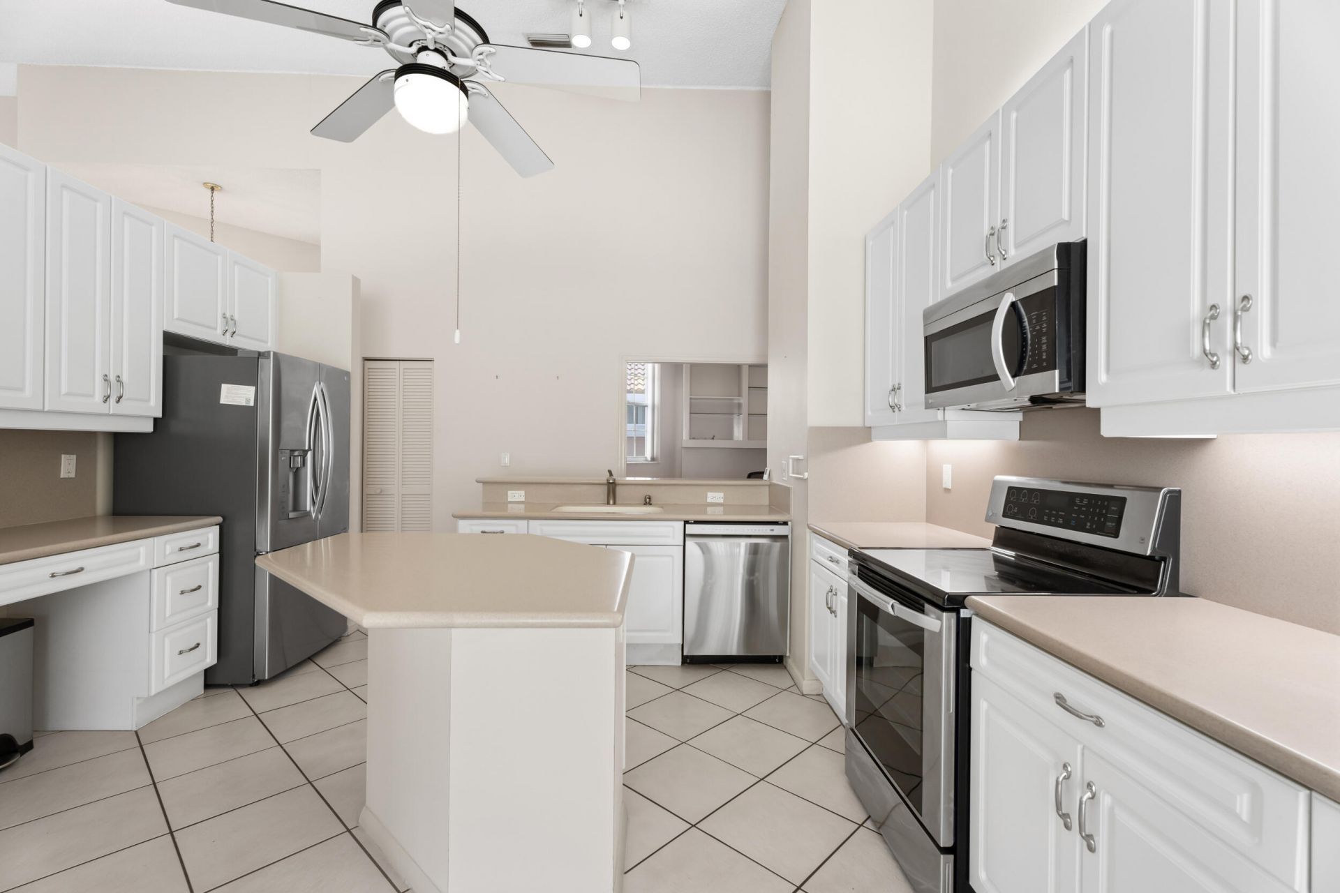 6938 Briarlake Circle, West Palm Beach, FL 33418 Photo