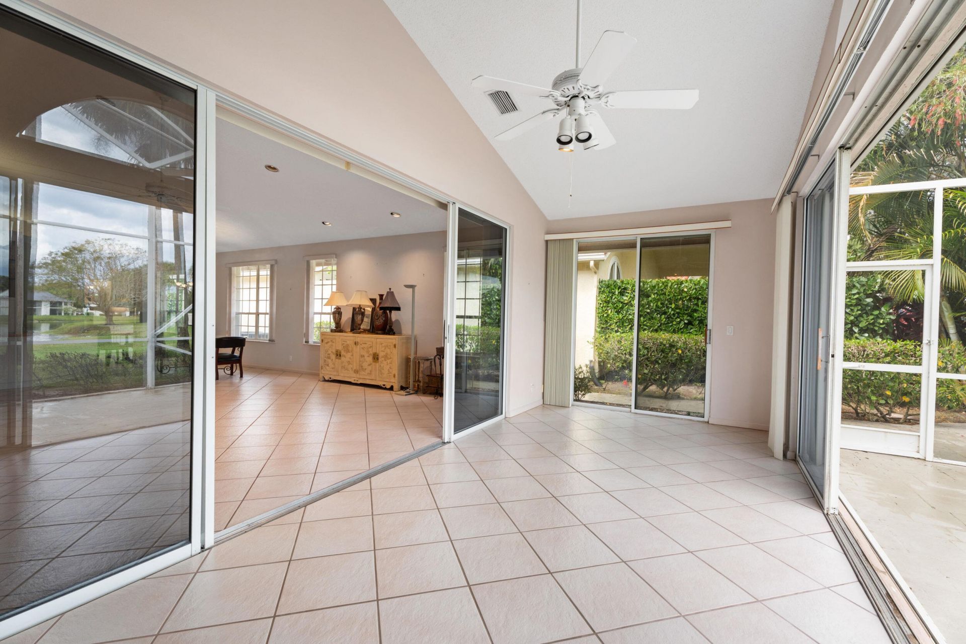 6938 Briarlake Circle, West Palm Beach, FL 33418 Photo