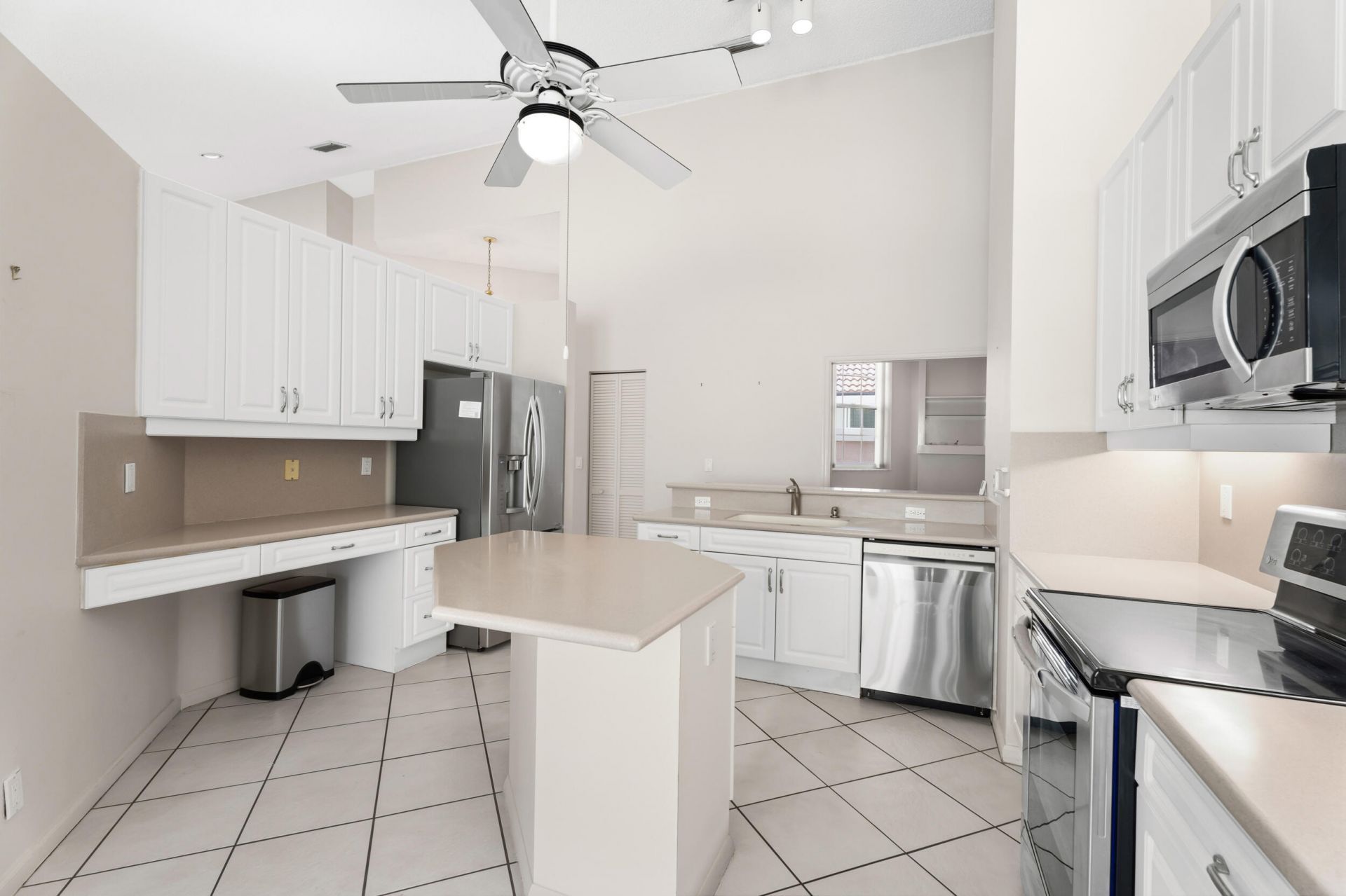 6938 Briarlake Circle, West Palm Beach, FL 33418 Photo