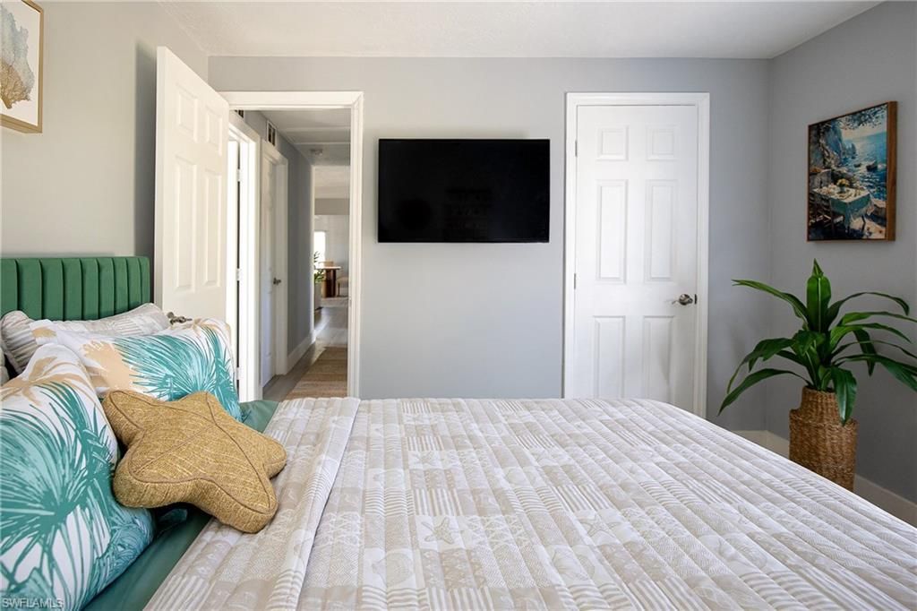 528 14th St N, Naples, FL 34102 Photo