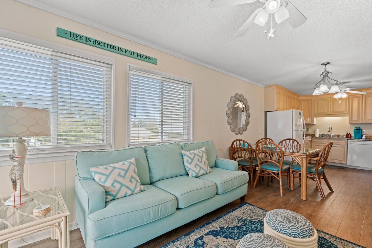 191 Maison Dr.  Photo 10