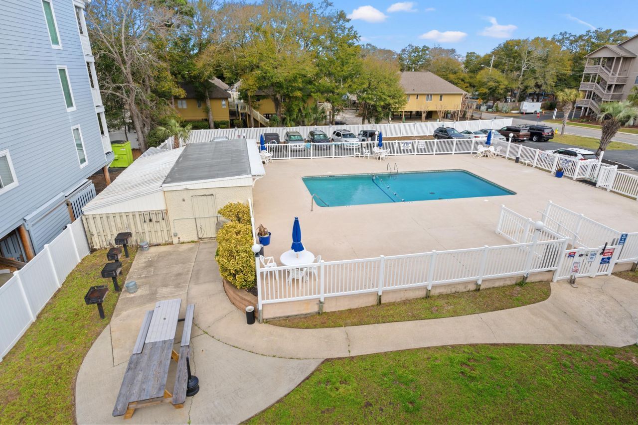 191 Maison Dr.  Photo 23