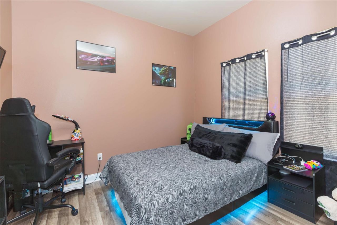 2322 W Cherry Street , Tampa, FL 33607 Photo