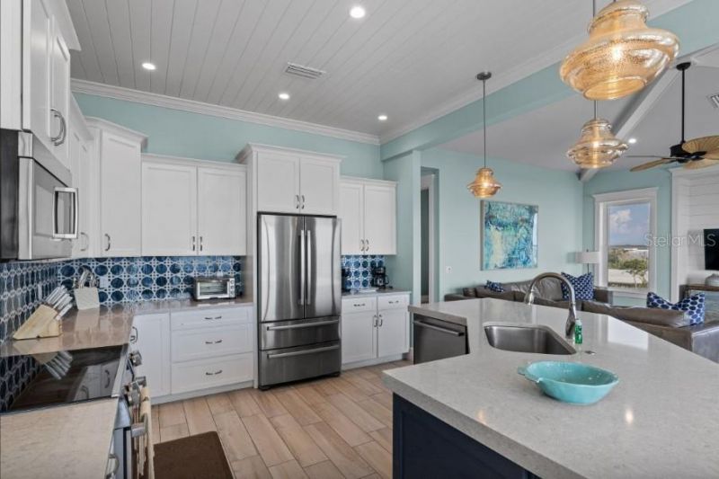 903 Gulf Drive S, Bradenton Beach, FL 34217 Photo