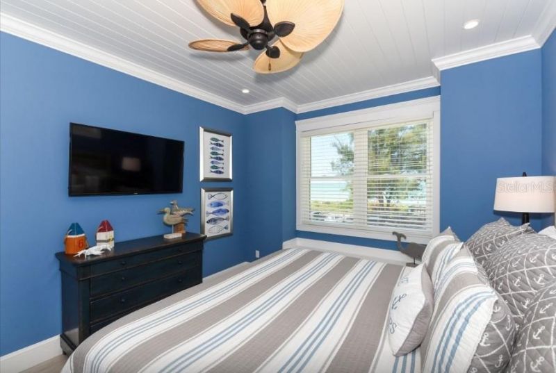 903 Gulf Drive S, Bradenton Beach, FL 34217 Photo