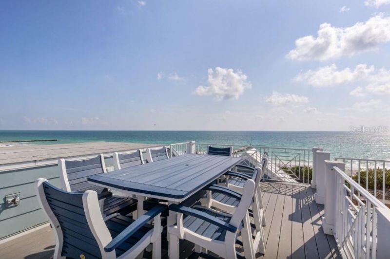 903 Gulf Drive S, Bradenton Beach, FL 34217 Photo