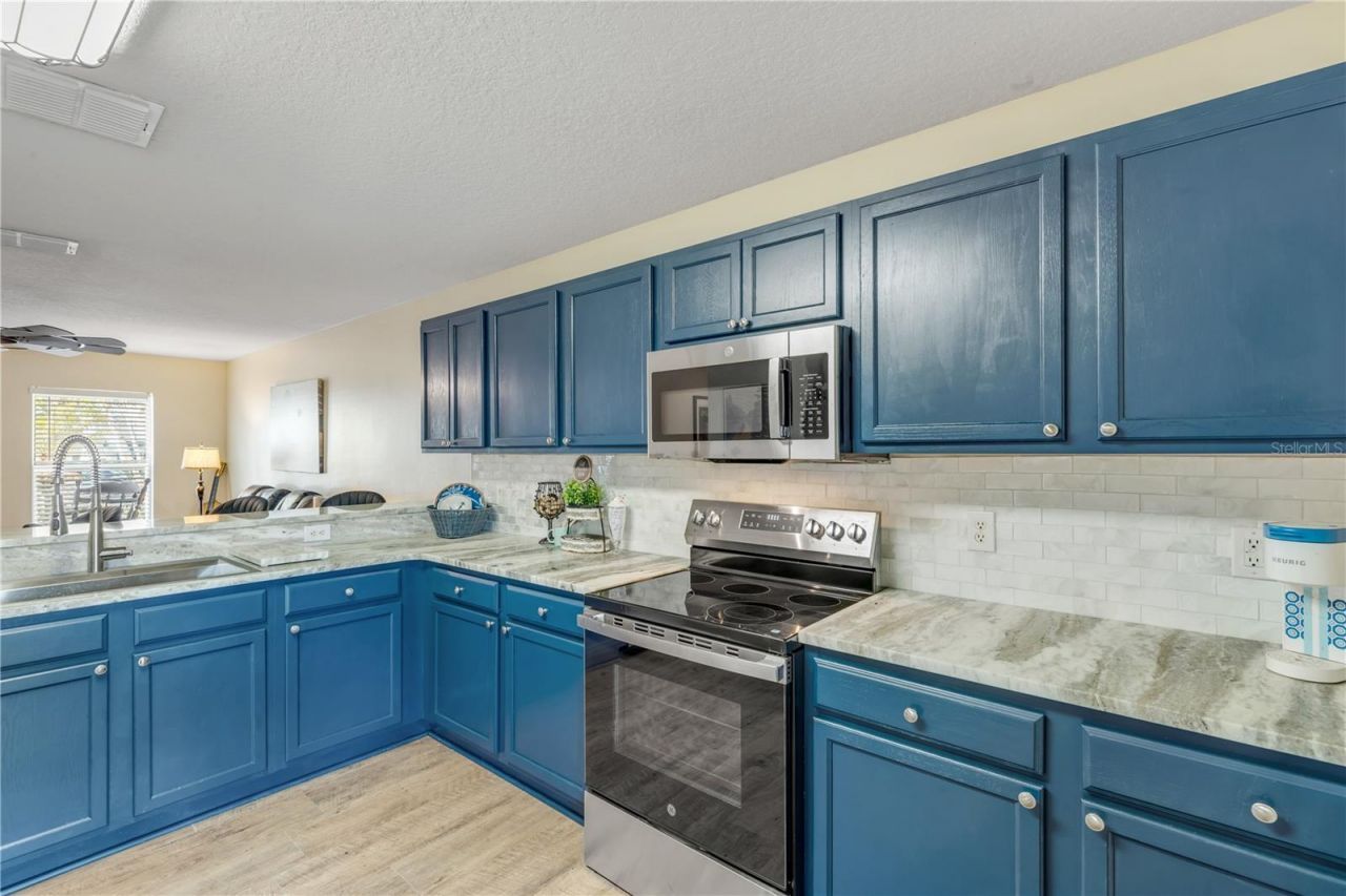 517 Aeolian Drive, New Smyrna Beach, FL 32168 Photo