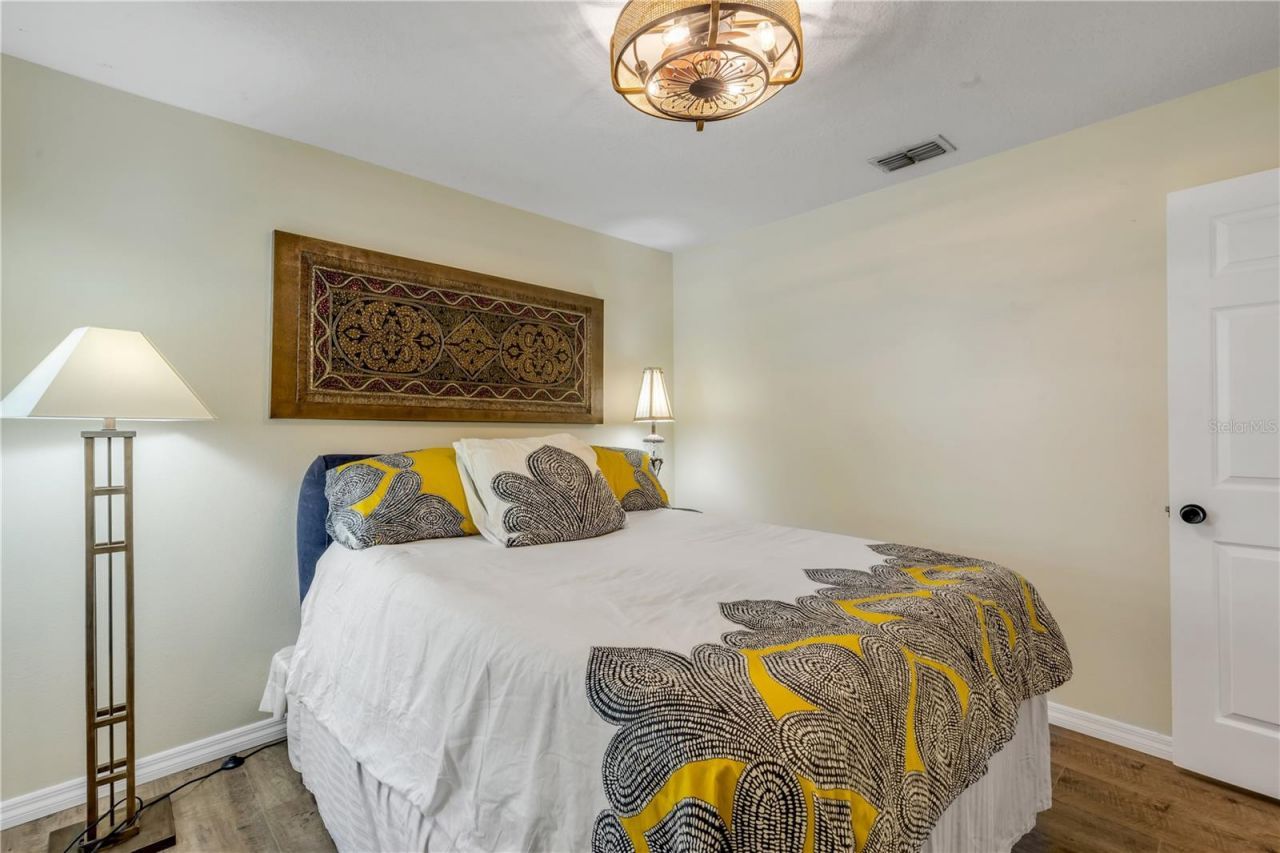 517 Aeolian Drive, New Smyrna Beach, FL 32168 Photo