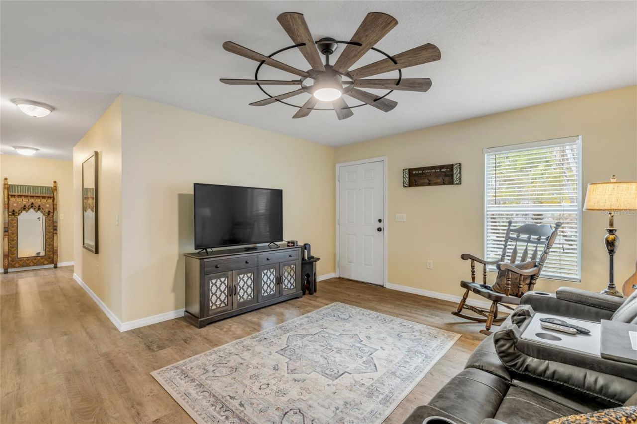 517 Aeolian Drive, New Smyrna Beach, FL 32168 Photo