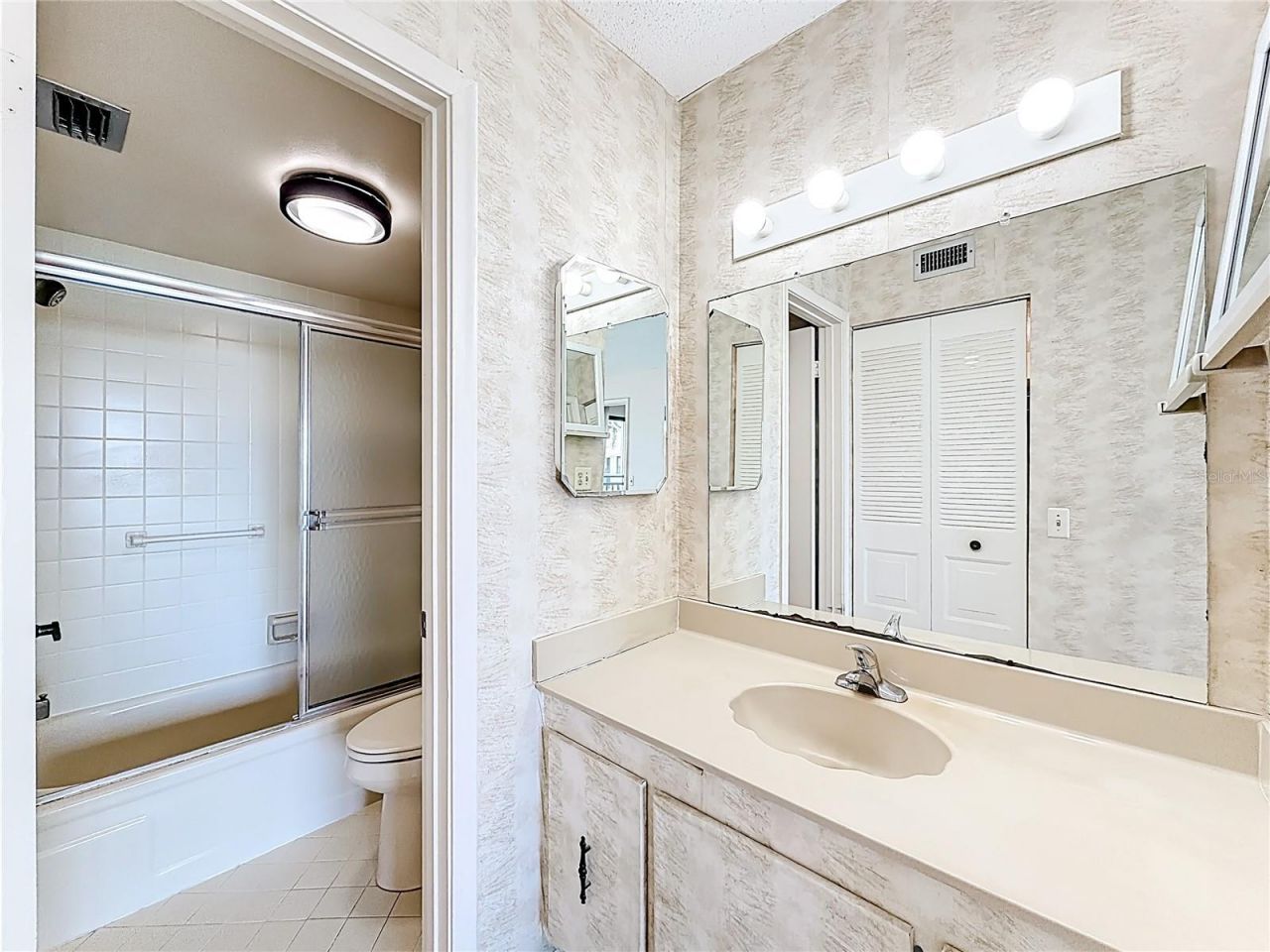 6211 Sun Boulevard , Unit 211, Tierra Verde, FL 33715 Photo