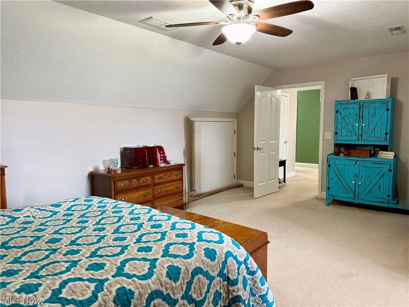 153 Hutchinson Drive, Saint Clairsville, OH 43950 Photo 33