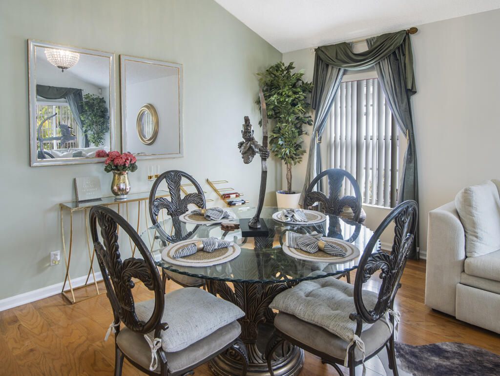 107 Saratoga Boulevard E, West Palm Beach, FL 33411 Photo