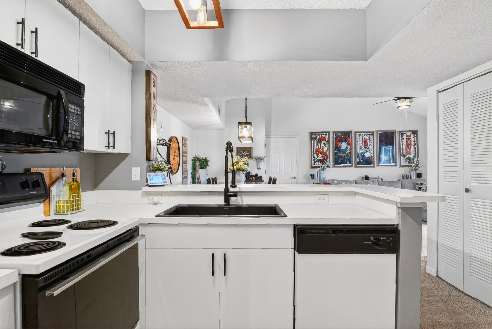 1640 N 42nd Circle, Unit 305, Vero Beach, FL 32967 Photo