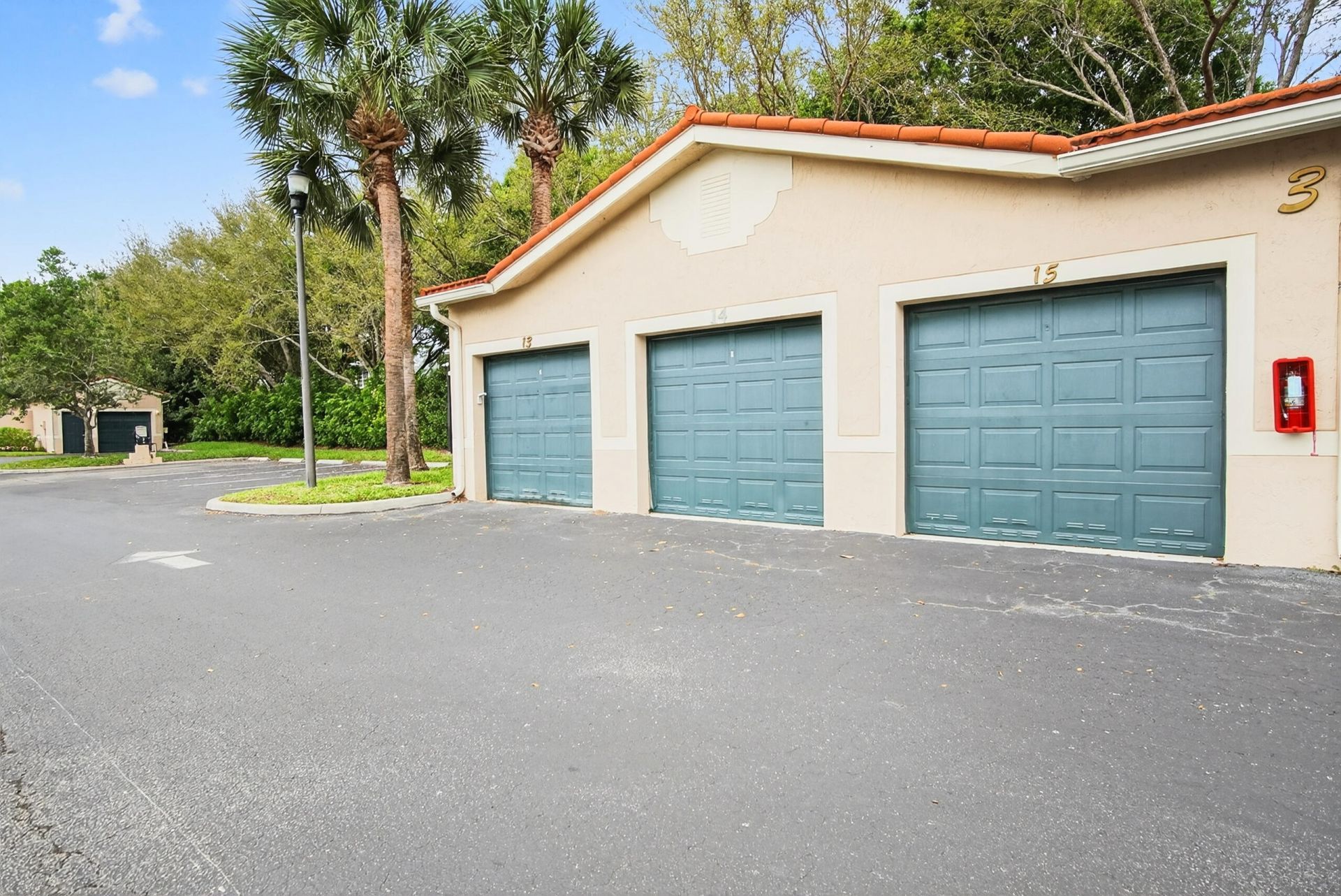 1640 N 42nd Circle, Unit 305, Vero Beach, FL 32967 Photo