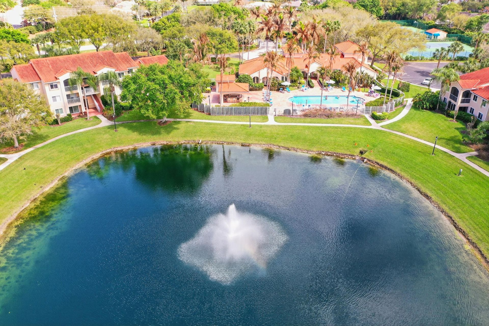 1640 N 42nd Circle, Unit 305, Vero Beach, FL 32967 Photo