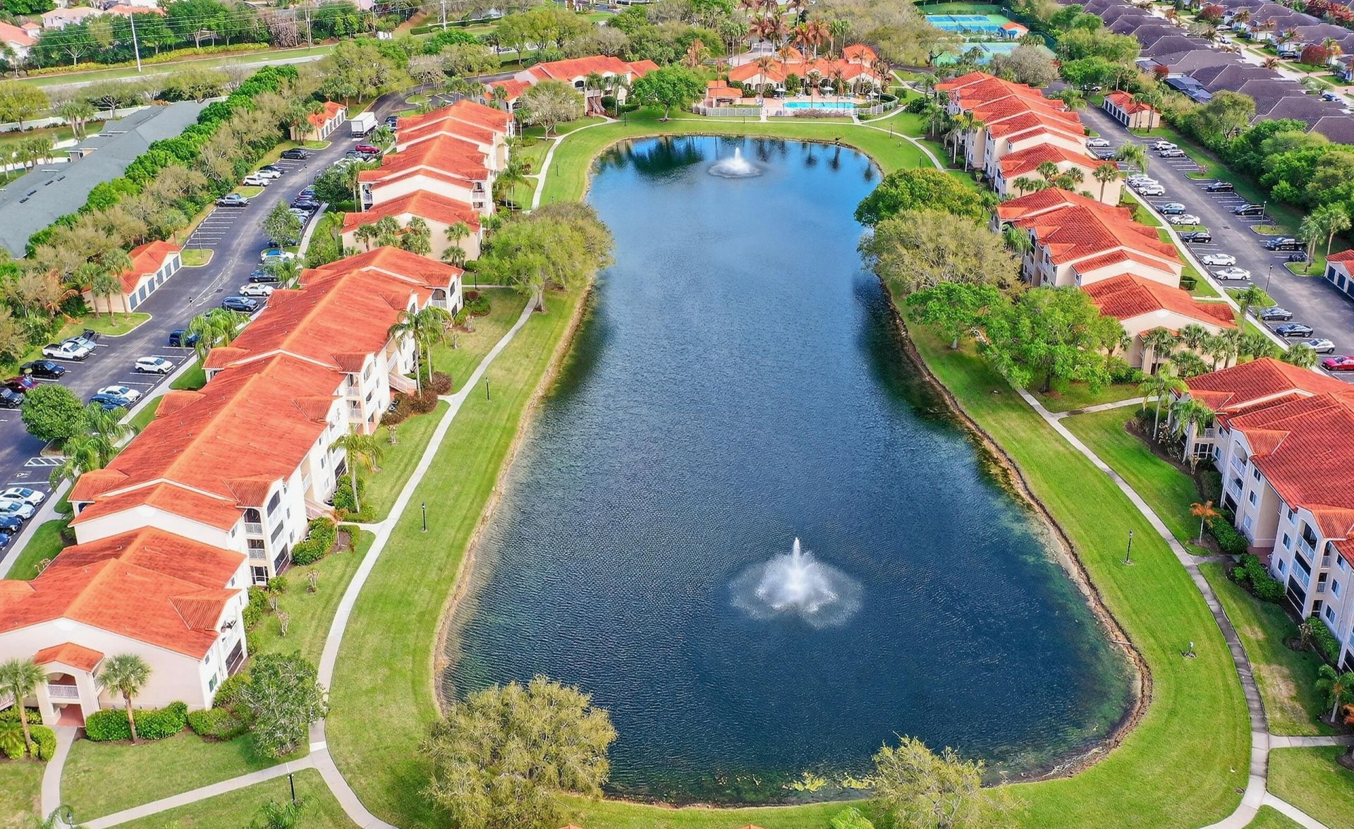 1640 N 42nd Circle, Unit 305, Vero Beach, FL 32967 Photo