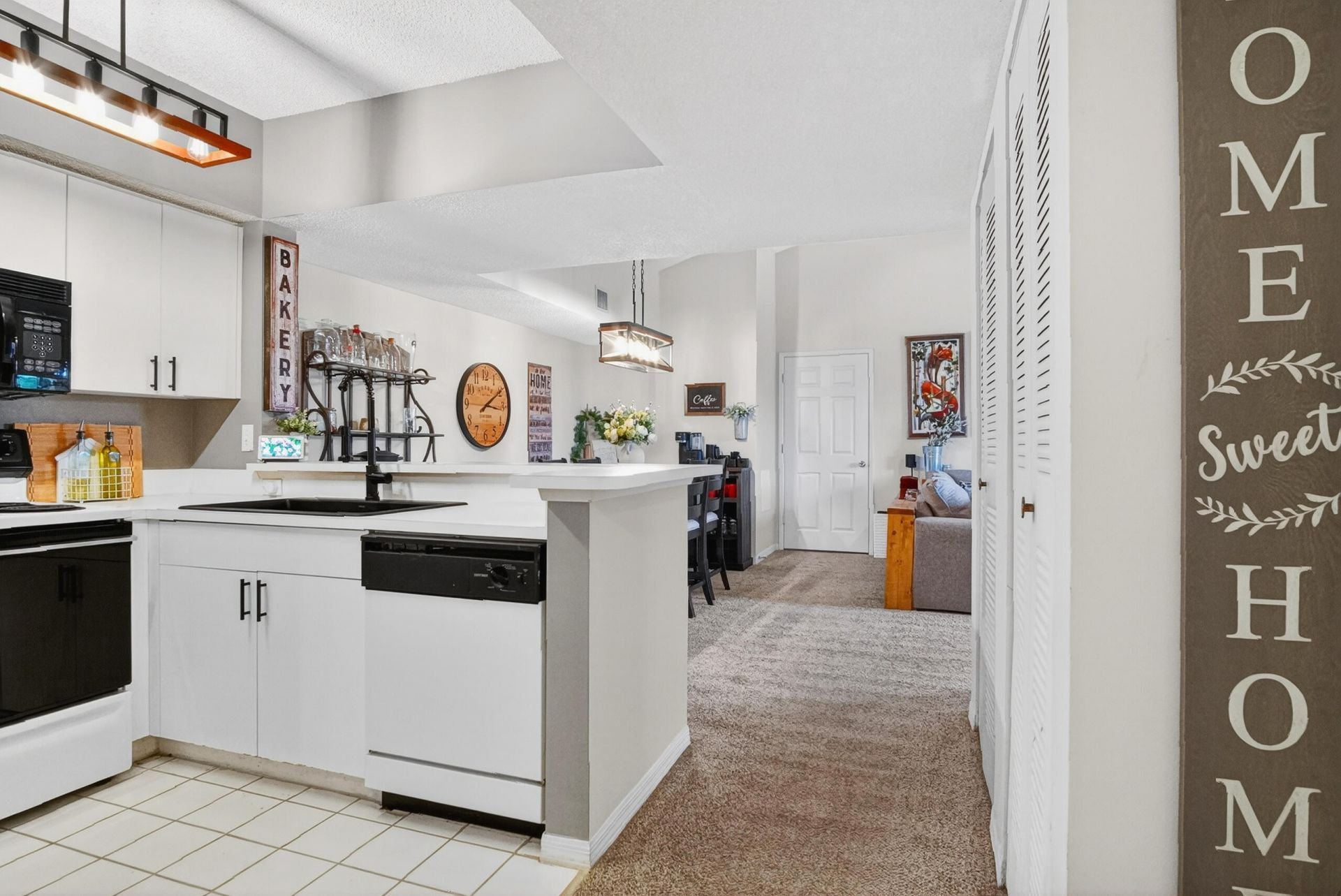 1640 N 42nd Circle, Unit 305, Vero Beach, FL 32967 Photo