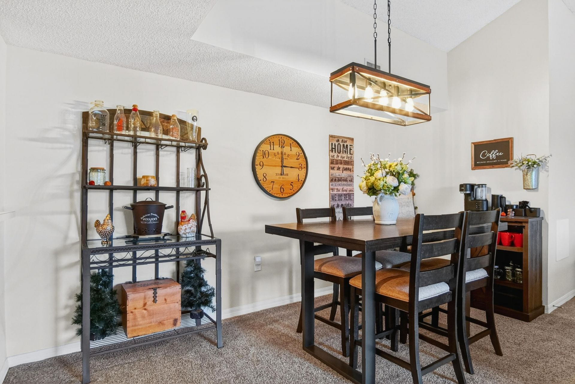 1640 N 42nd Circle, Unit 305, Vero Beach, FL 32967 Photo