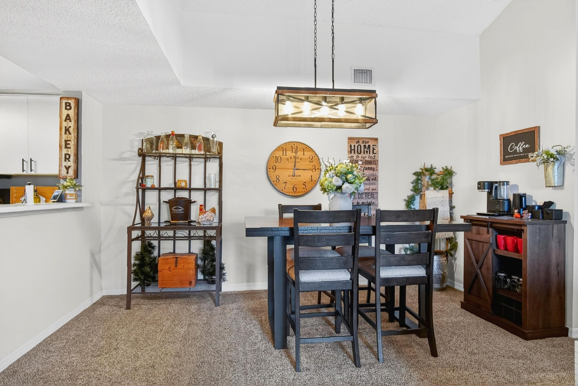 1640 N 42nd Circle, Unit 305, Vero Beach, FL 32967 Photo