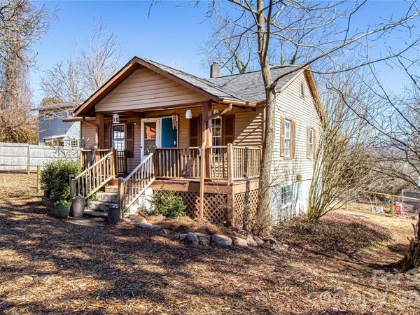 105 Adams Hill Road , Asheville, NC 28806