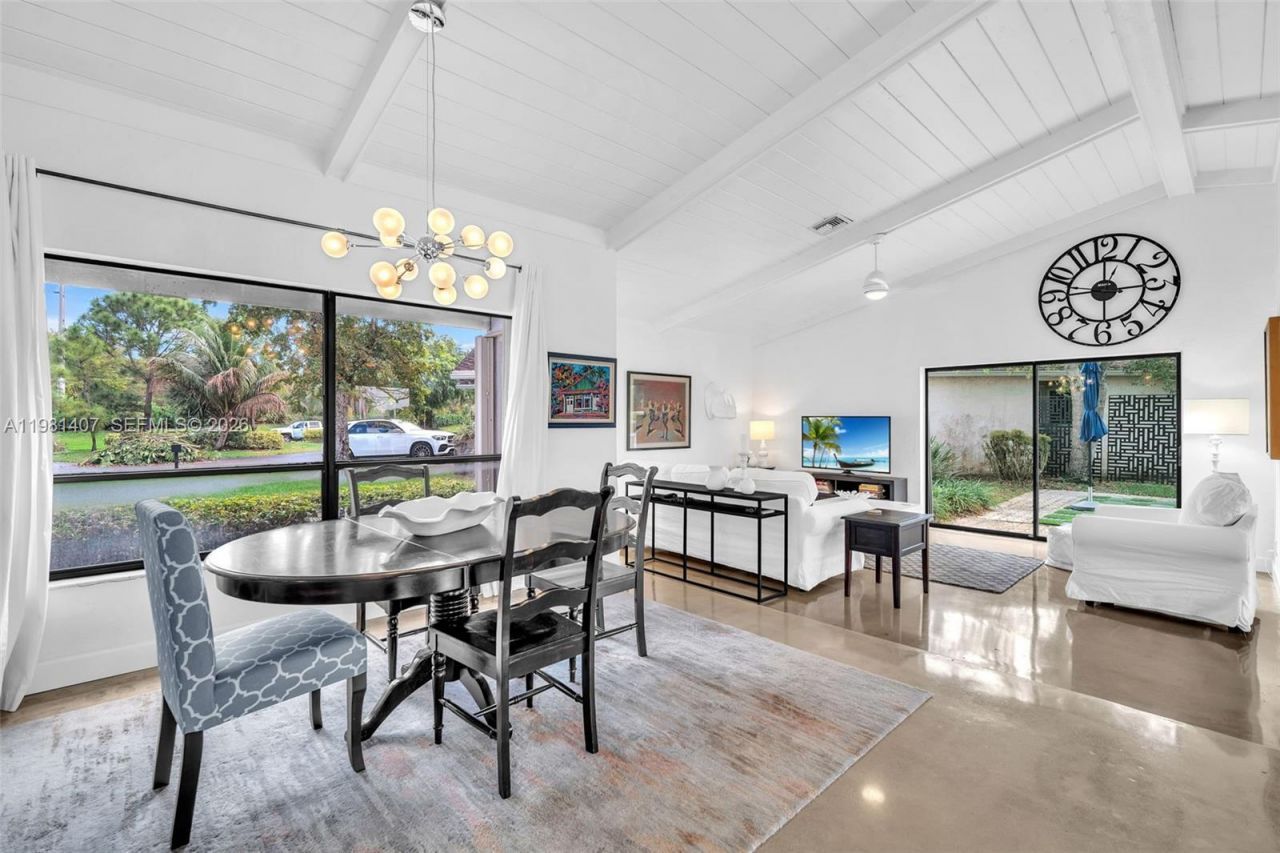 211 SW 87th Ter, Plantation, FL 33324 Photo