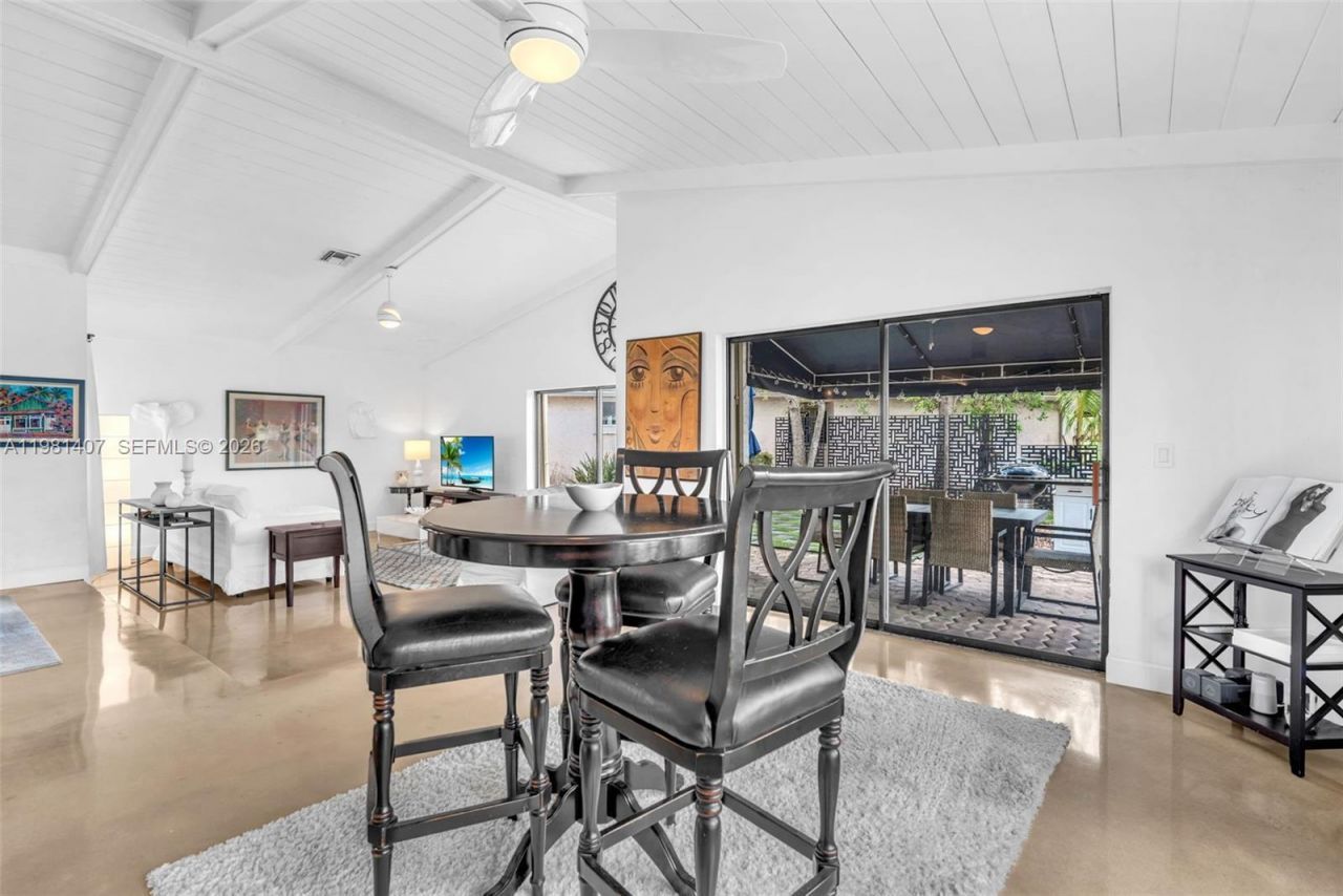 211 SW 87th Ter, Plantation, FL 33324 Photo