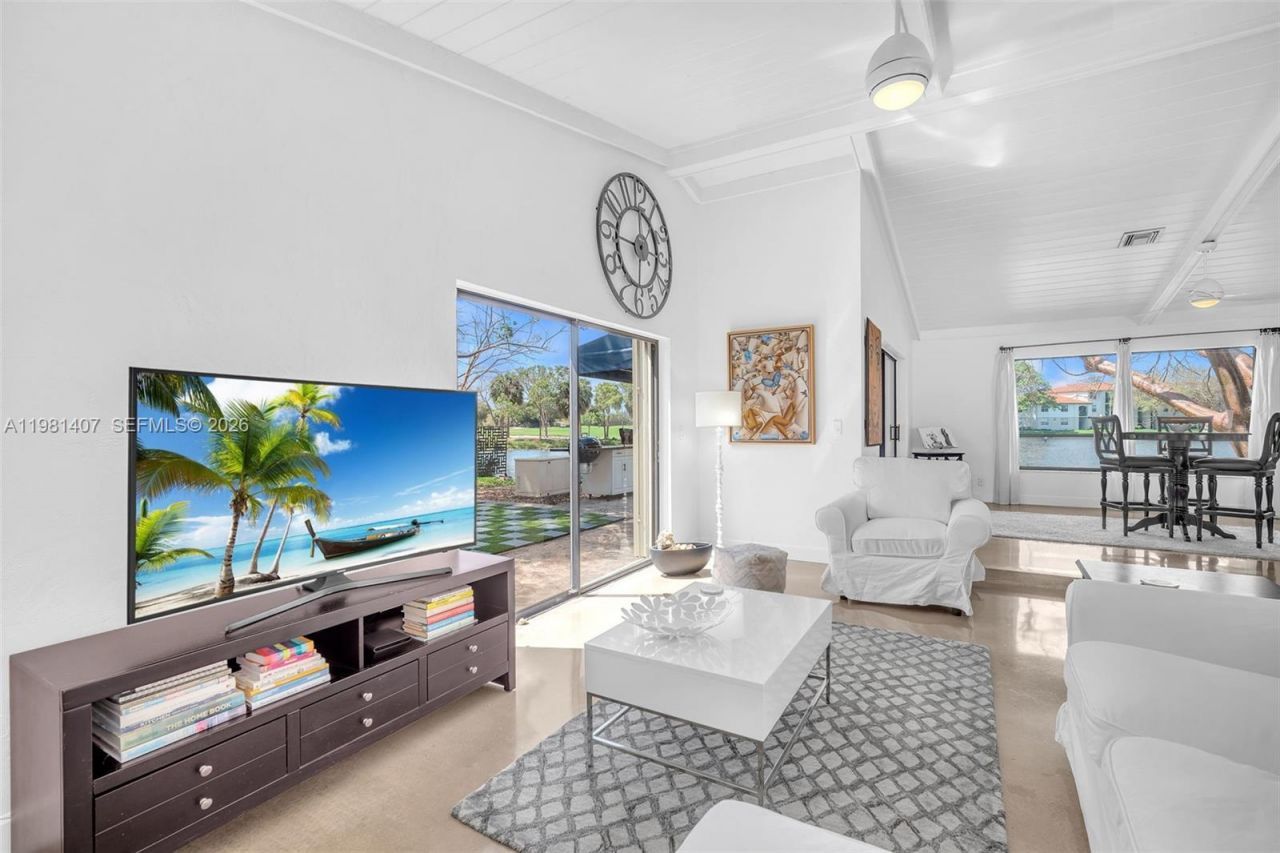 211 SW 87th Ter, Plantation, FL 33324 Photo