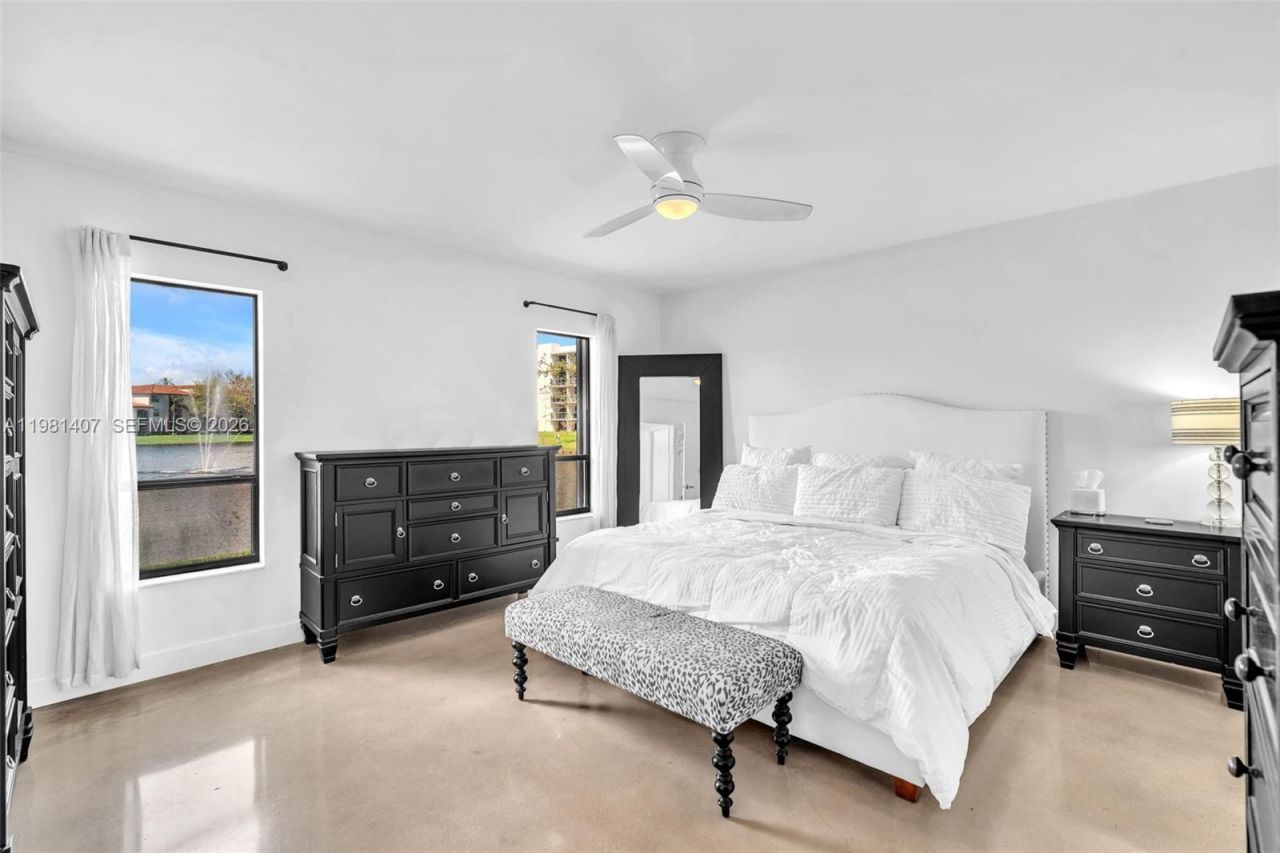 211 SW 87th Ter, Plantation, FL 33324 Photo