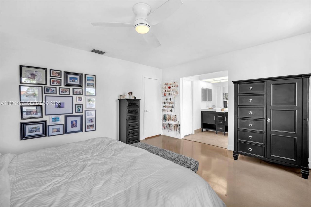 211 SW 87th Ter, Plantation, FL 33324 Photo