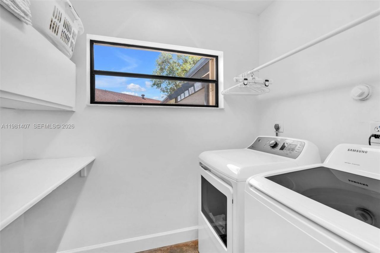 211 SW 87th Ter, Plantation, FL 33324 Photo