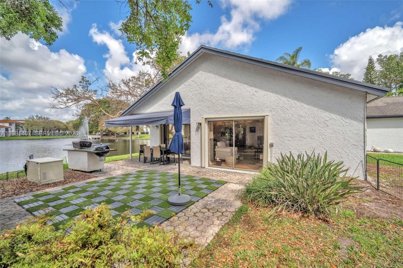 211 SW 87th Ter , Plantation, FL 33324 Photo