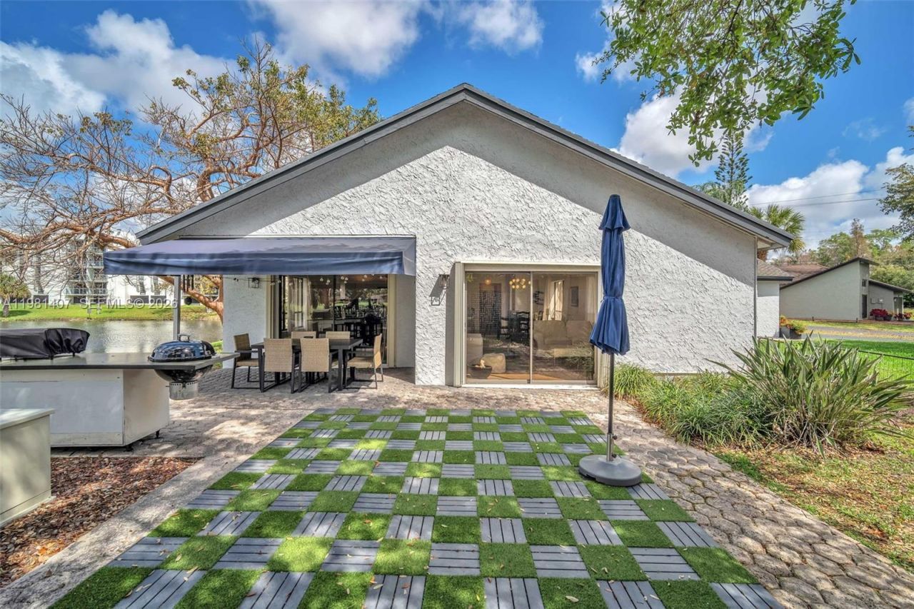 211 SW 87th Ter , Plantation, FL 33324 Photo