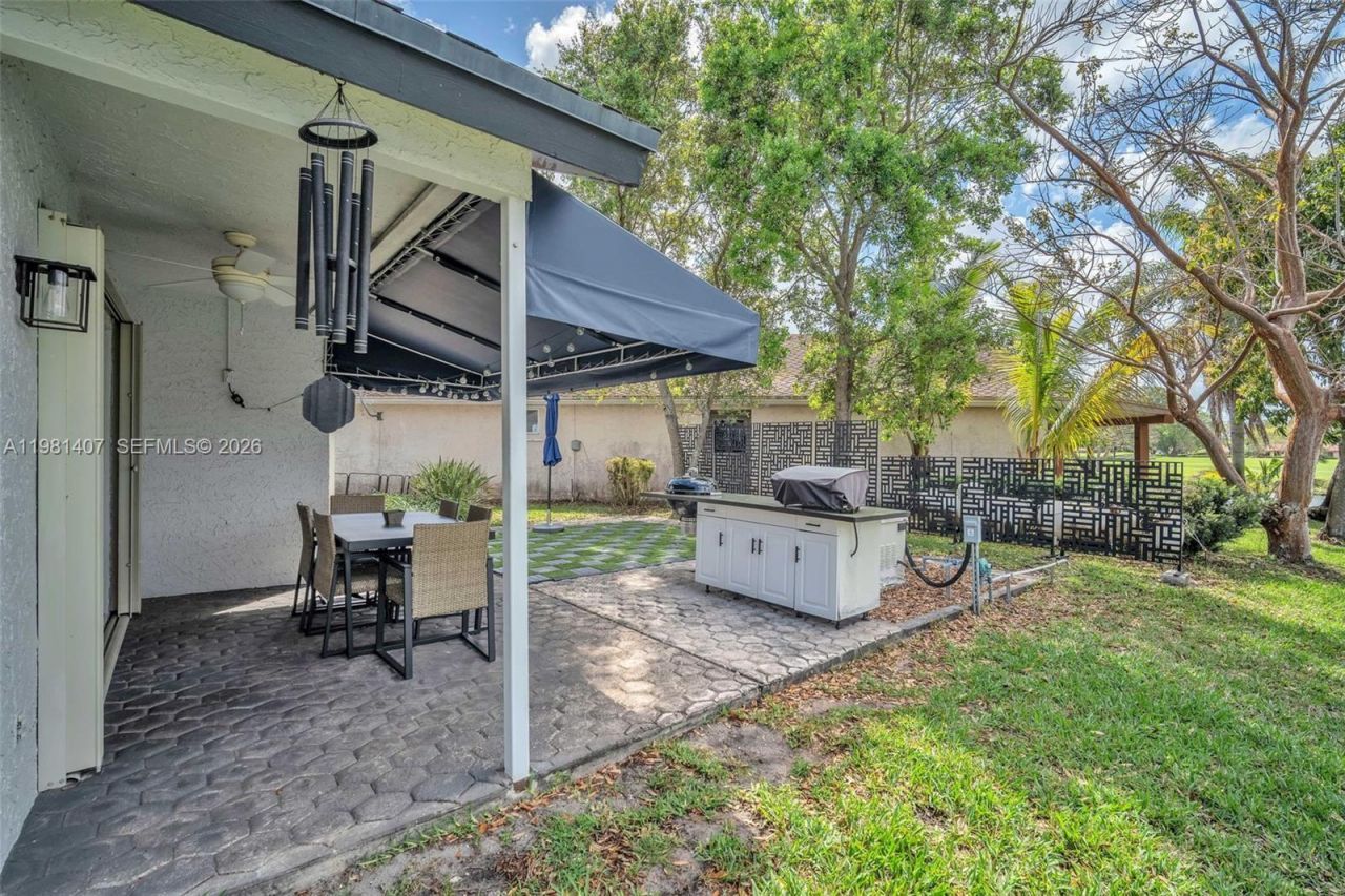 211 SW 87th Ter, Plantation, FL 33324 Photo