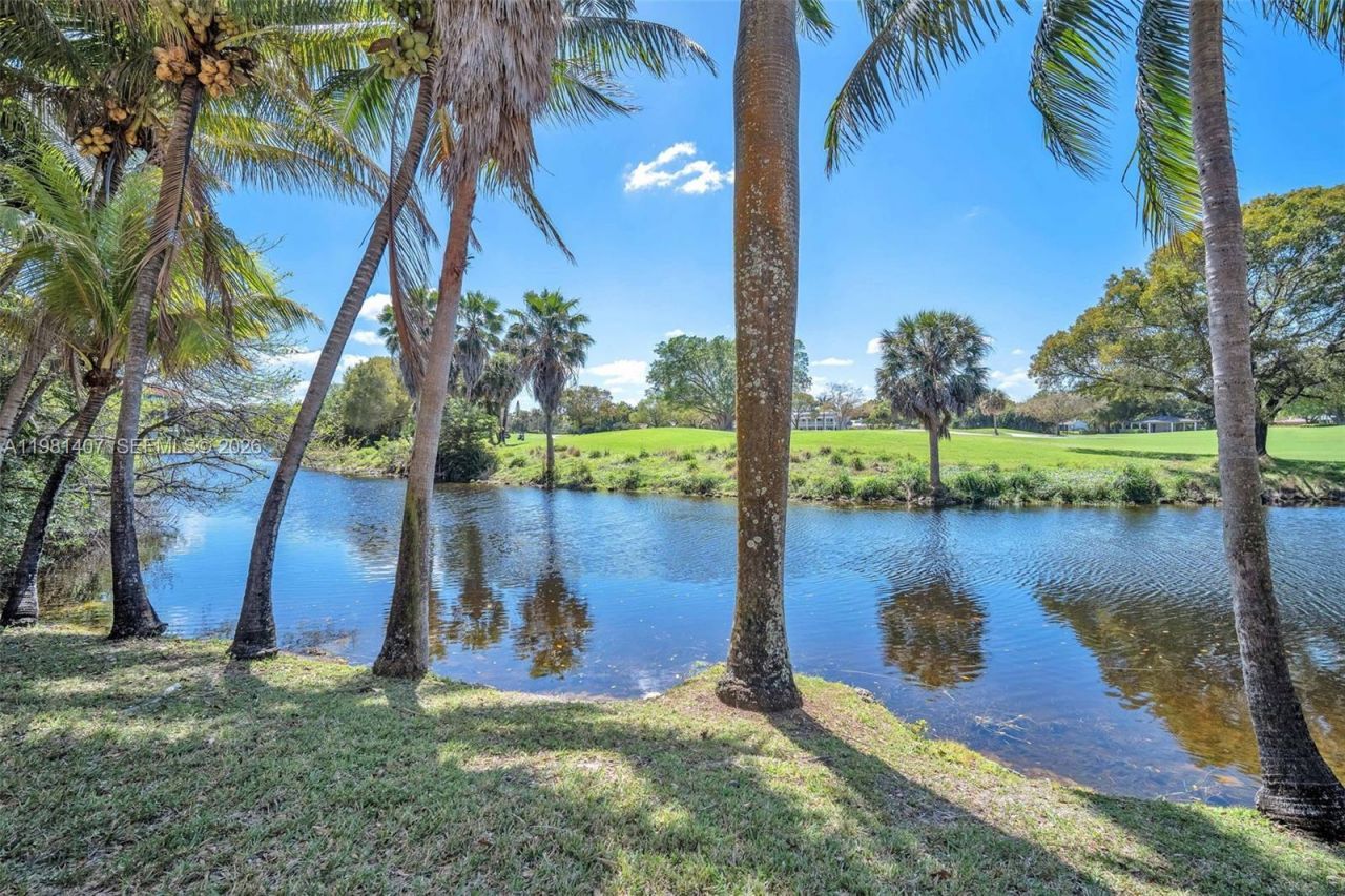 211 SW 87th Ter, Plantation, FL 33324 Photo