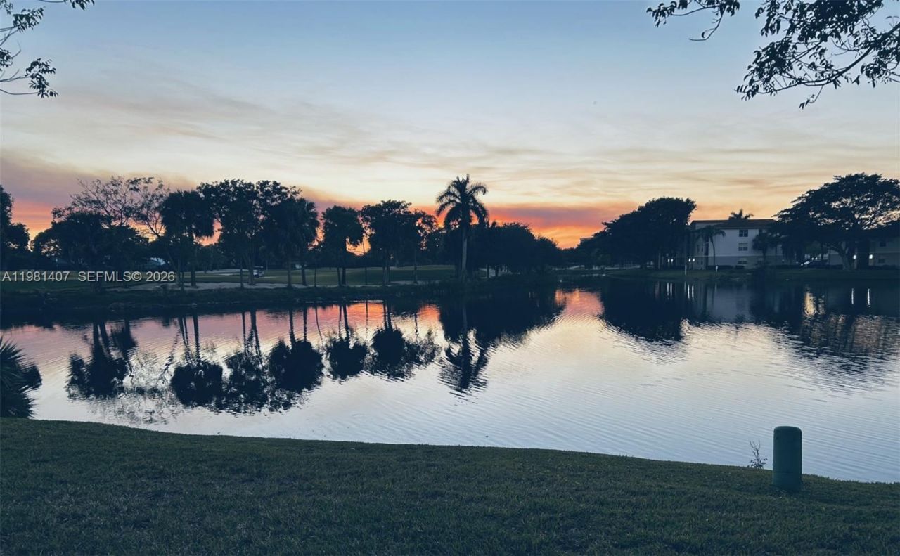 211 SW 87th Ter, Plantation, FL 33324 Photo