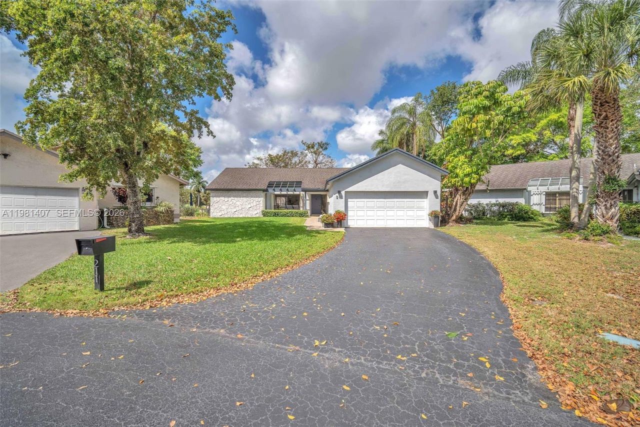 211 SW 87th Ter, Plantation, FL 33324 Photo