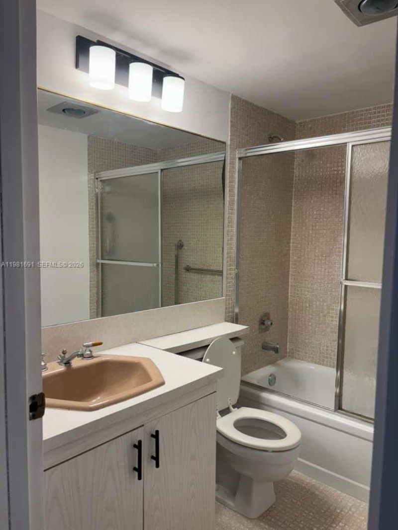 2052 Exeter C, Unit 2052, Boca Raton, FL 33434 Photo