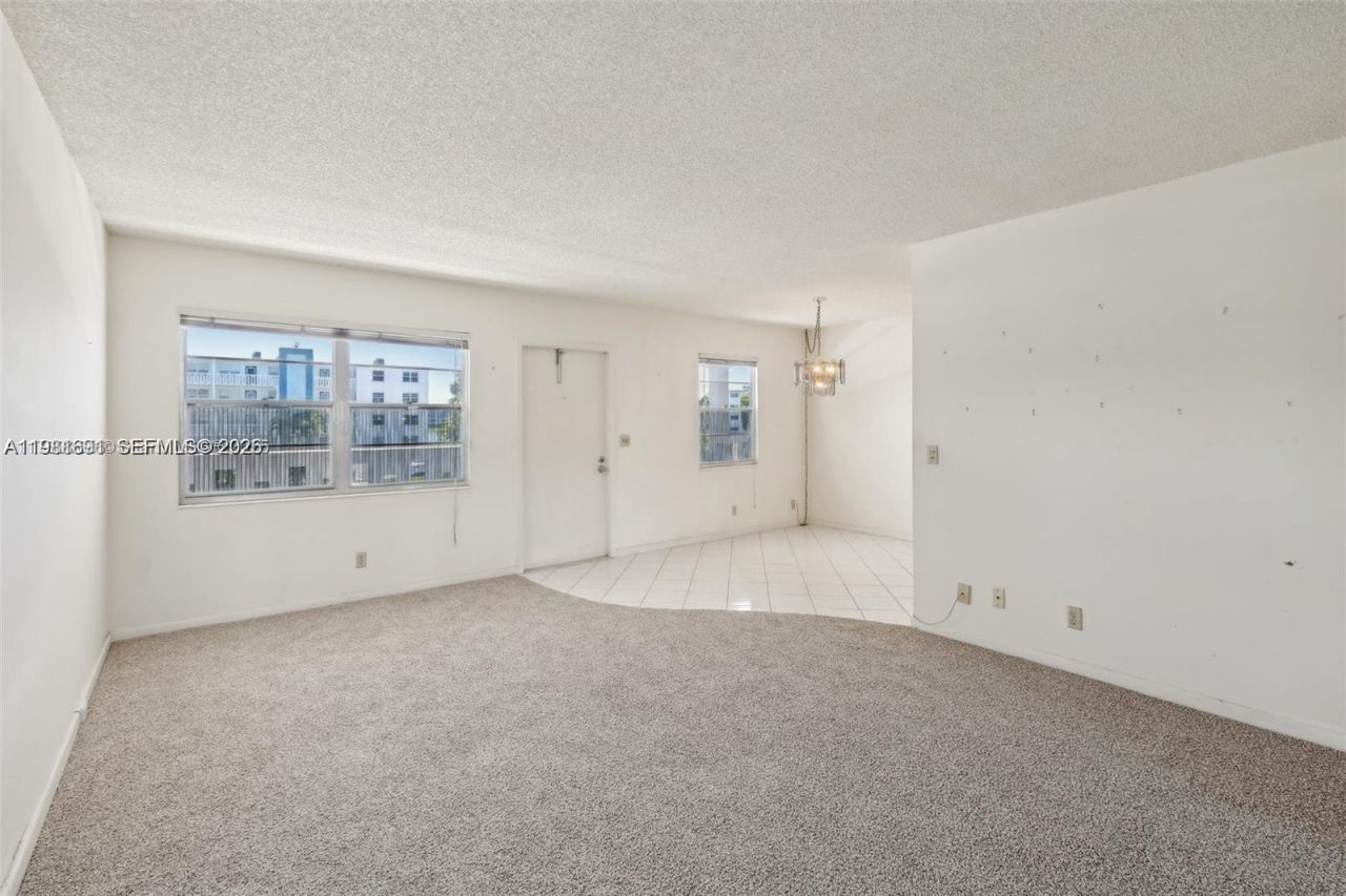 2052 Exeter C, Unit 2052, Boca Raton, FL 33434 Photo