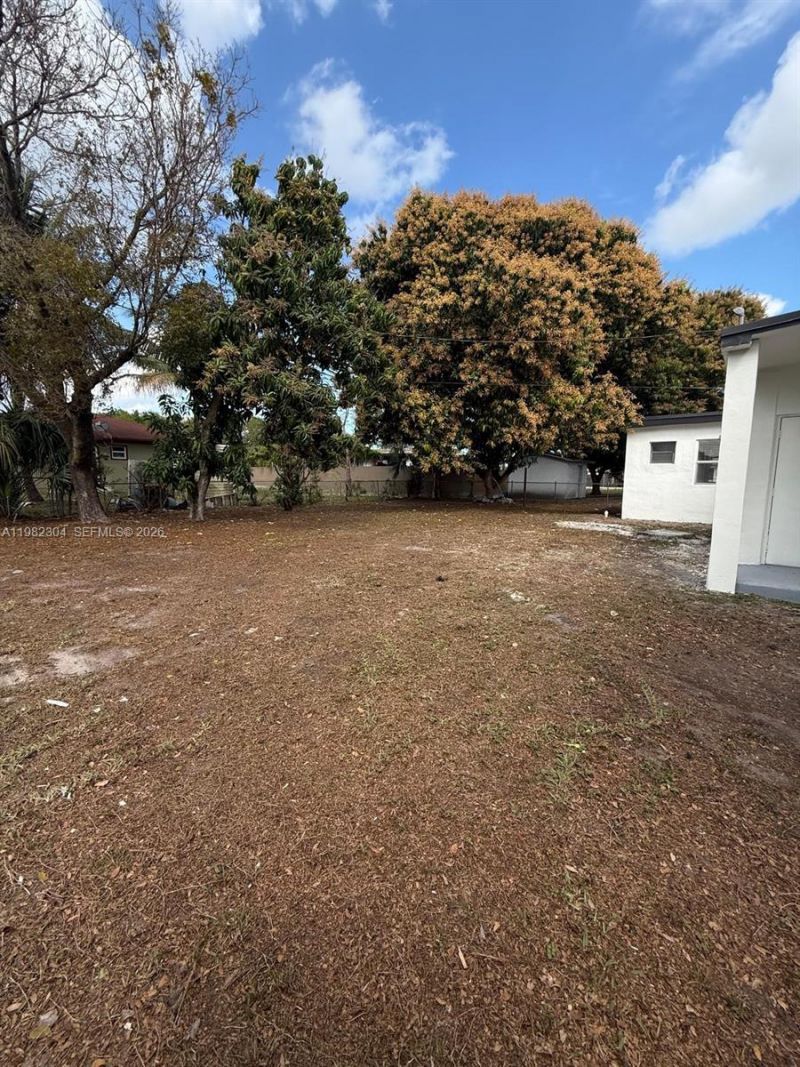 3515 NW 213th St, Miami Gardens, FL 33056 Photo
