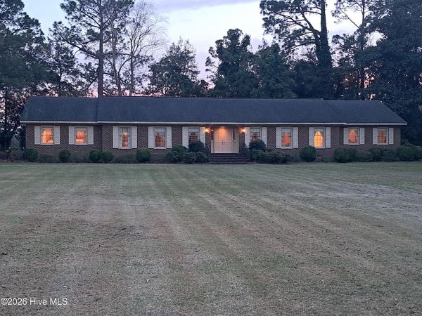 316 First Street , Hookerton, NC 28538