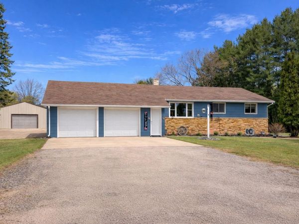 N10480 Queens Way, Necedah, WI 54646
