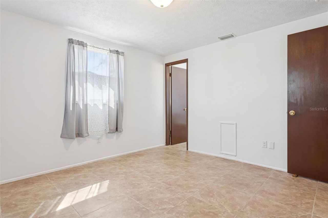 8105 Alpine Avenue, Tampa, FL 33619 Photo