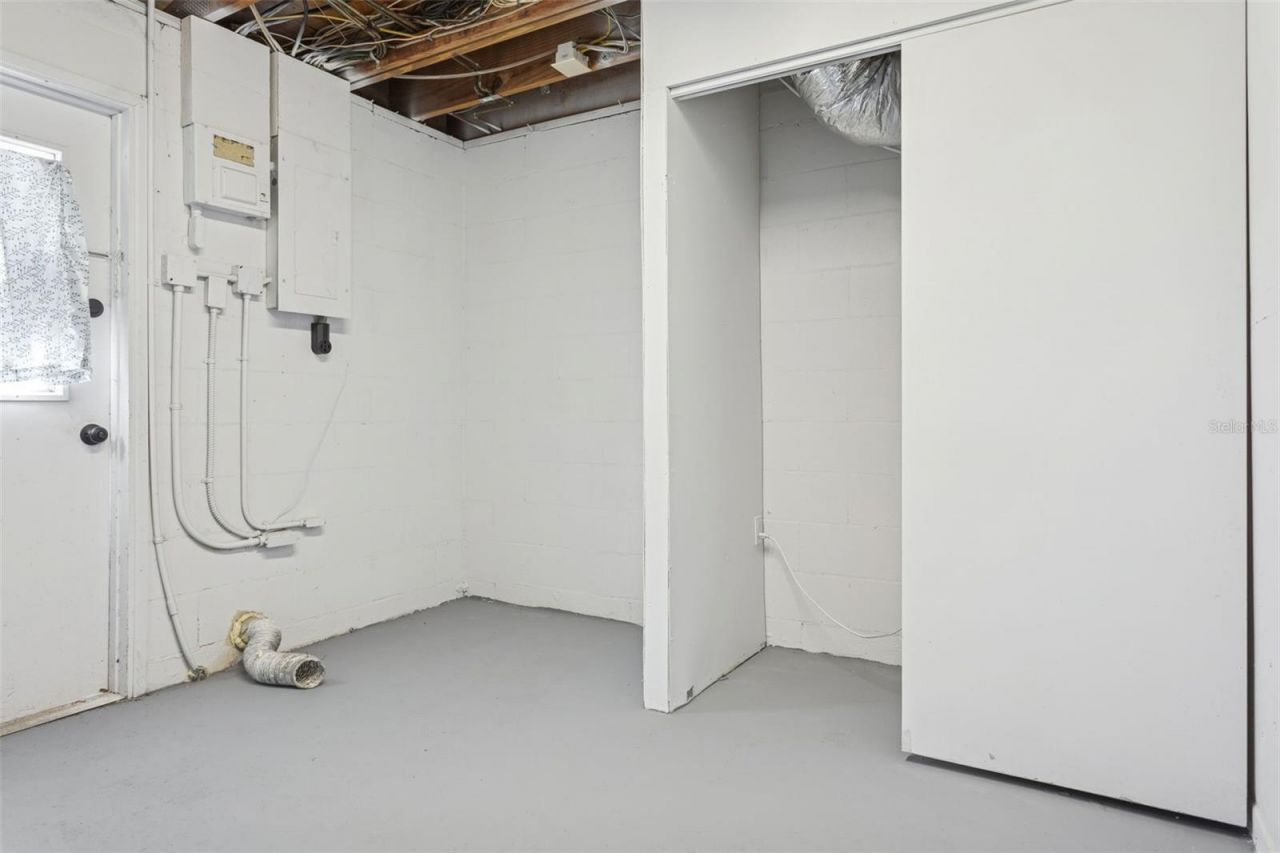 8105 Alpine Avenue, Tampa, FL 33619 Photo