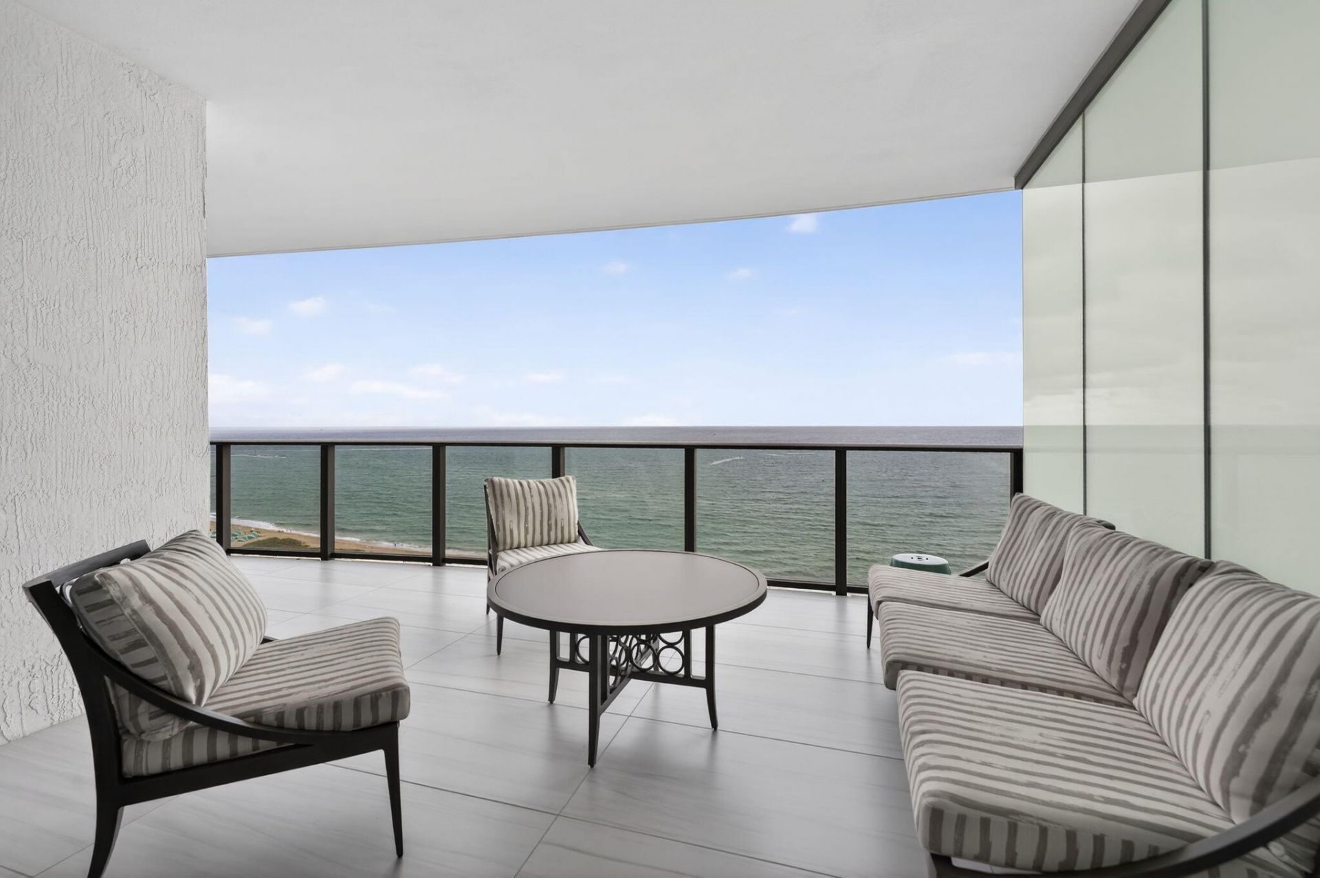 1116 N Ocean Boulevard, Unit 1204, Pompano Beach, FL 33062 Photo